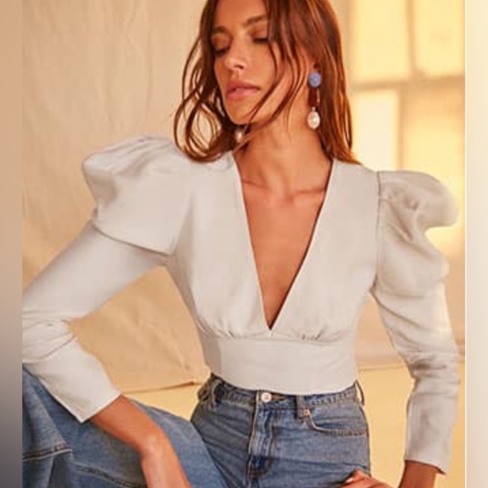 NWT Forever 21 White Cream Puff Sleeve Blouse for Effortless Style Small NEW